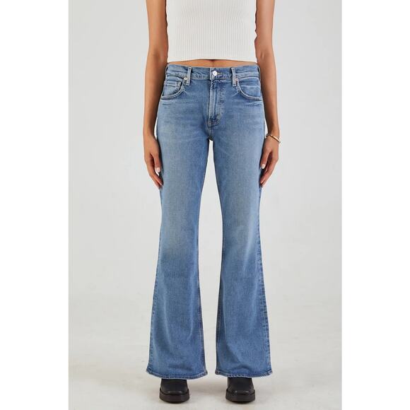 Citizens Of Humanity Women’s Isola Flare 28” Jean in Pegasus Designer Luxury - Picture 1 of 13